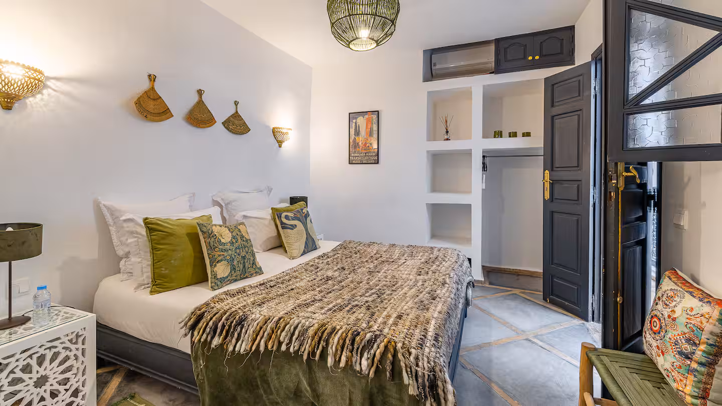 Riad Awajana — photo 3